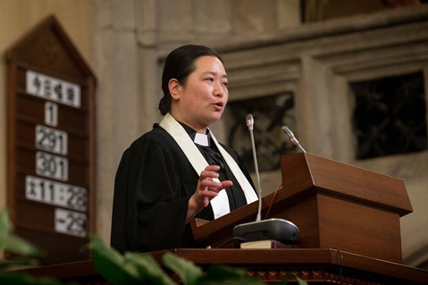 The Rev. Qianli Jiang delivers the sermon during worship at Mu’en Church in Shanghai, China. Photo by Mike DuBose, United Methodist Communications.